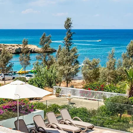 Beach Front Aqua Marina By Ezoria Villas Paralimni Exterior photo