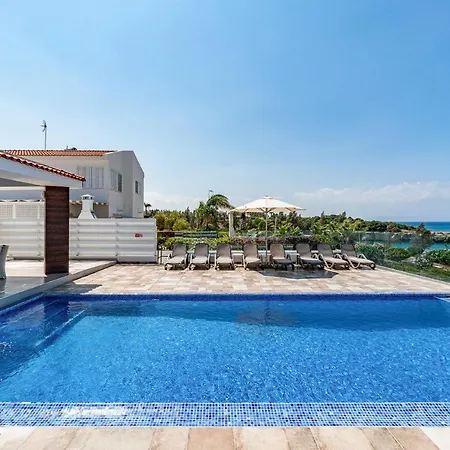 Beach Front Aqua Marina By Ezoria Villas Paralimni Exterior photo